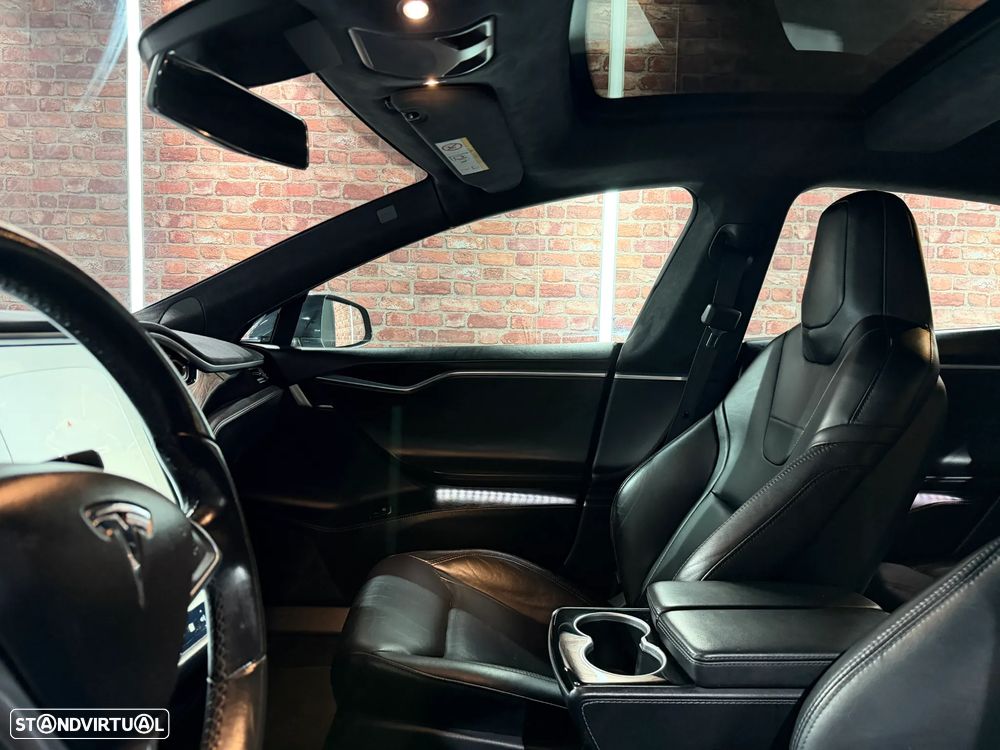 Tesla Model S 85D AWD - 9