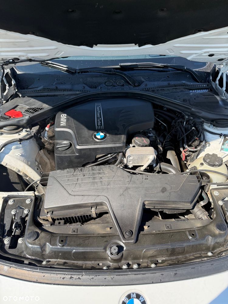 BMW Seria 3 328i Sport-Aut Luxury Line - 8