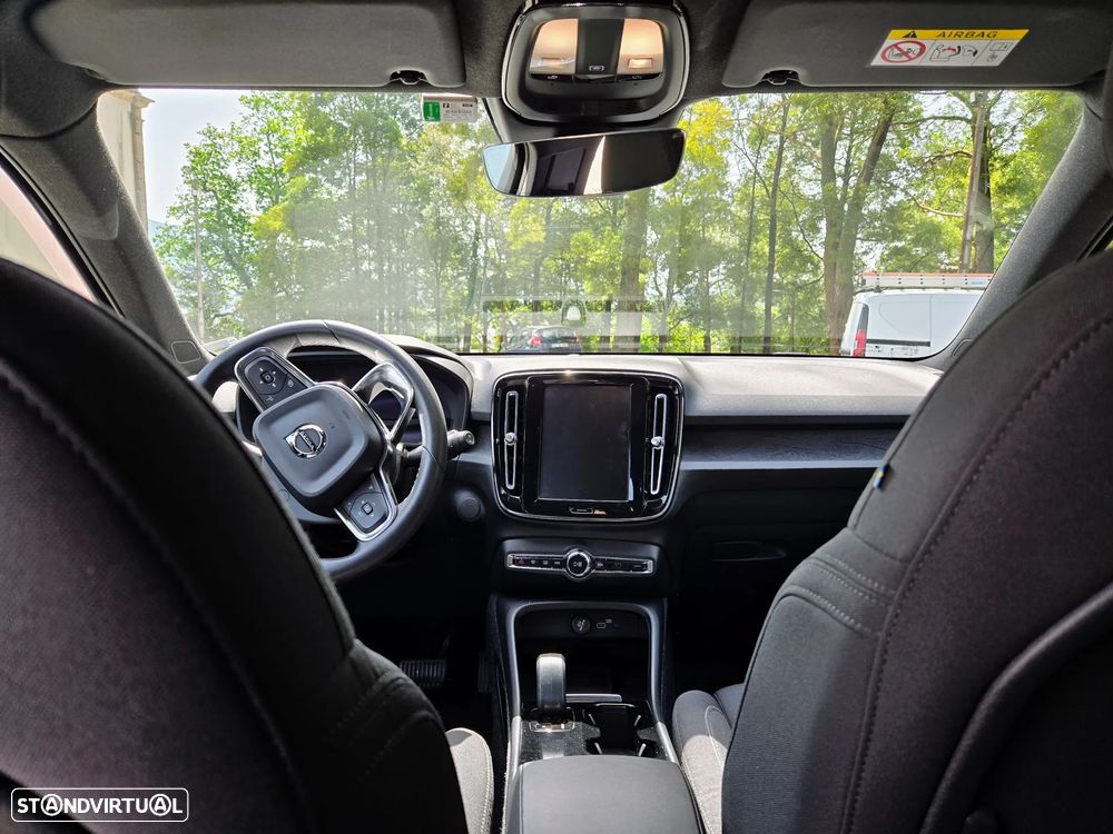 Volvo XC 40 Recharge Plus — fotografia 14