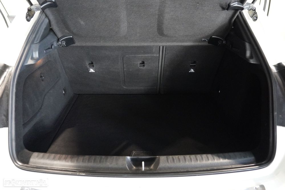 Mercedes-Benz GLA 180 CDI AMG Line - 39