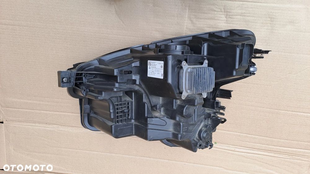 TESLA Y JUNIPER FULL LED PRAWA LAMPA 1918351-00-D CAŁA ŁADNA - 6