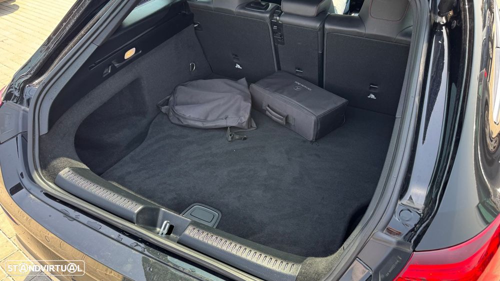 Mercedes-Benz CLA 250 e 8G-DCT AMG Line Advanced Plus - 12
