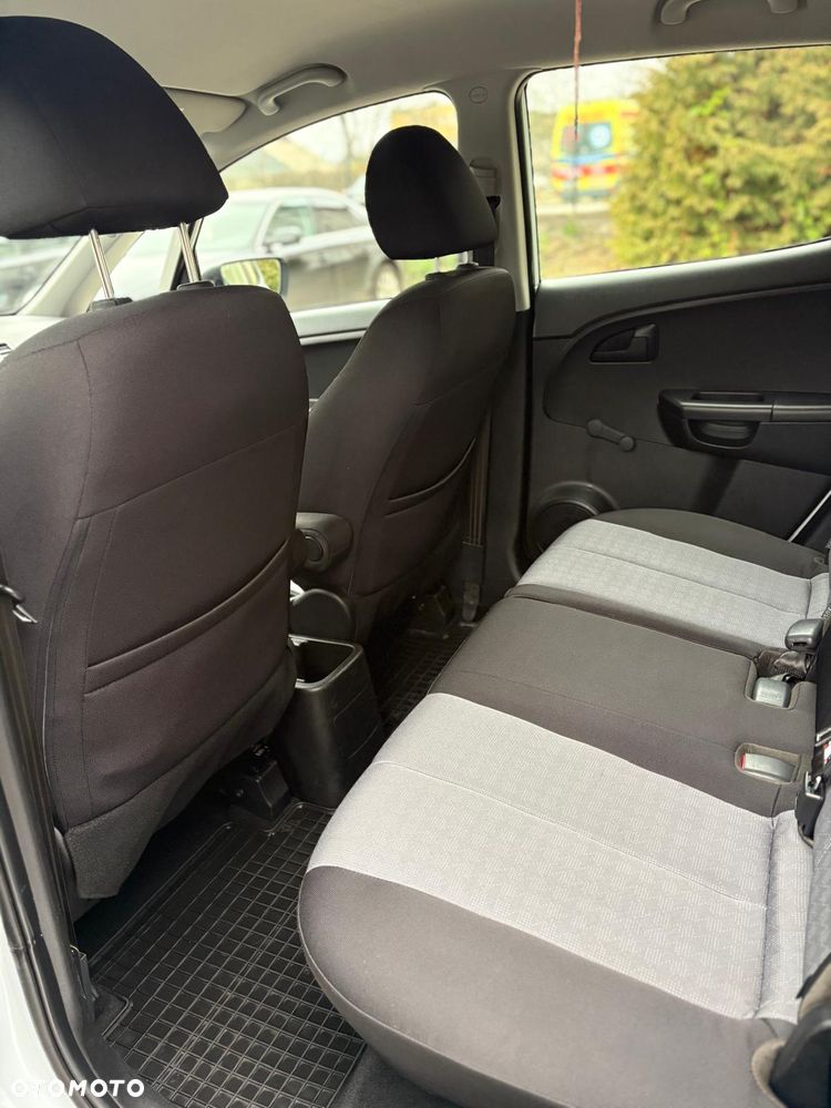 Kia Venga 1.6 M - 39