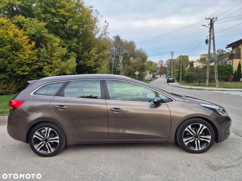 Kia Ceed Cee'd 1.6 GDI Business Line - 16