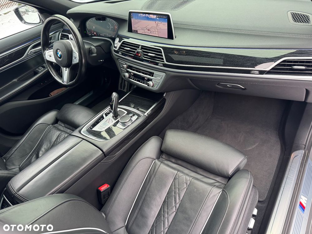 BMW Seria 7 740d xDrive sport - 35