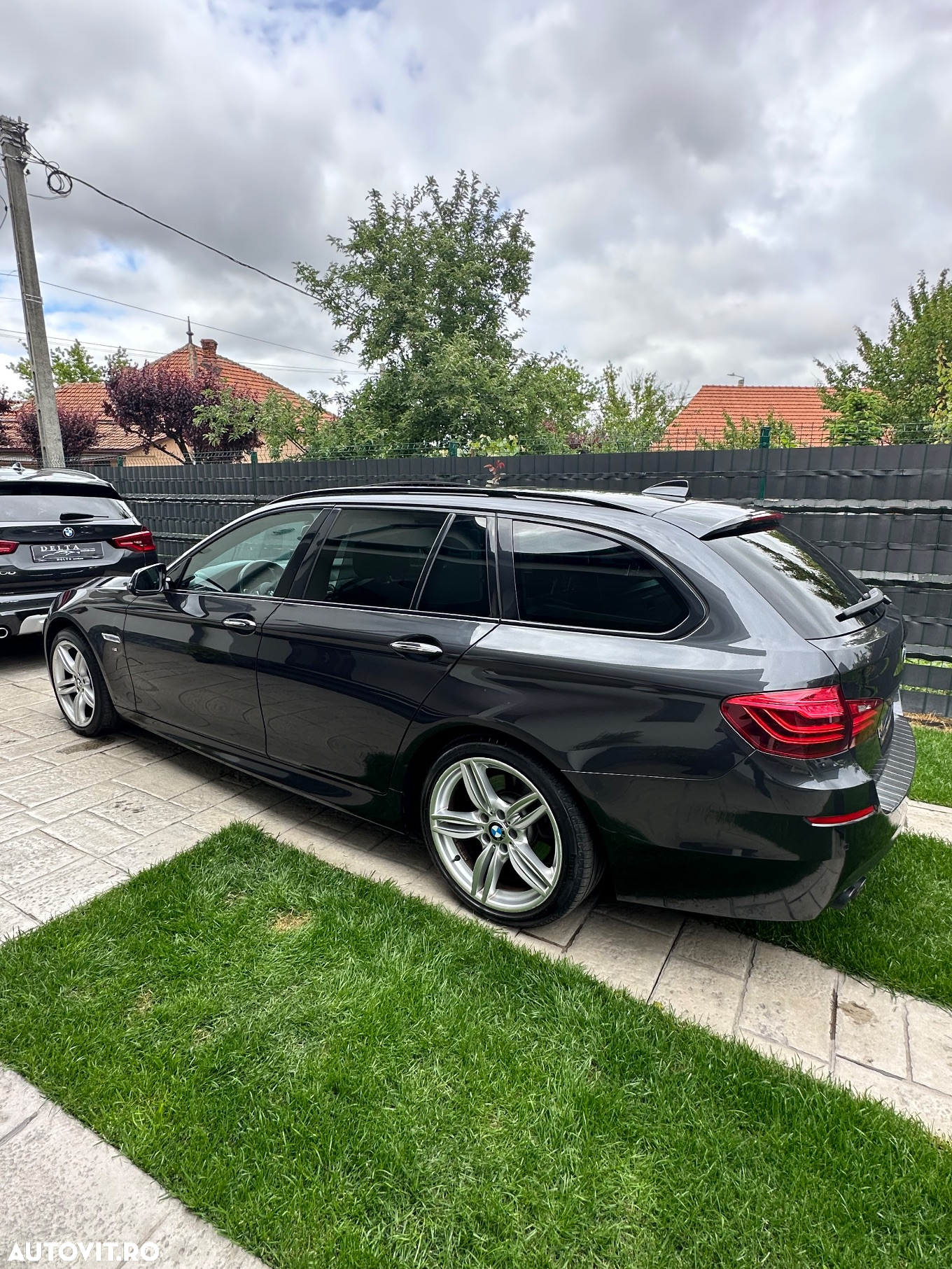 BMW Seria 5 520d xDrive Touring Aut. M Sport Edition - 3