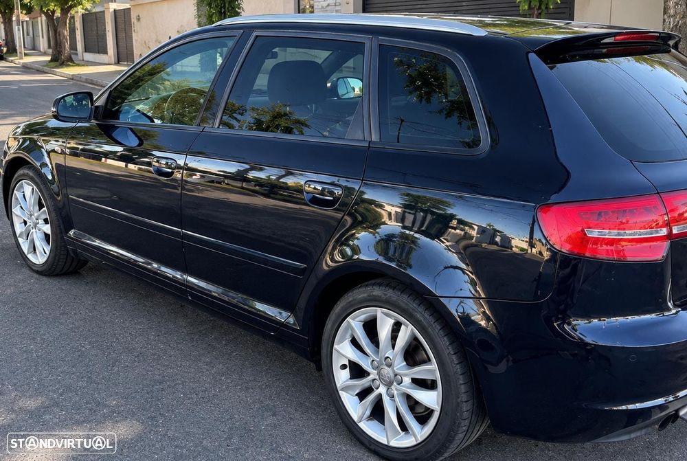 Audi A3 Sportback - 2