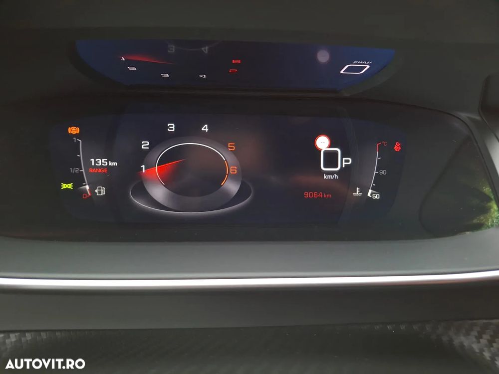 Peugeot 2008 1.5 BlueHDI 130 S&S EAT8 GT - 25