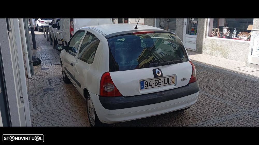 Renault Clio 1.5 dCi S - 4