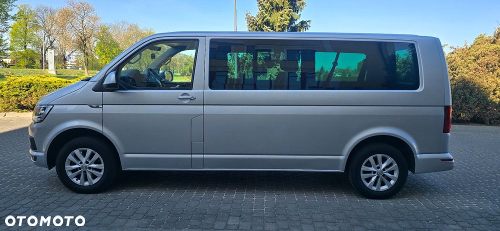 Volkswagen Caravelle - 10