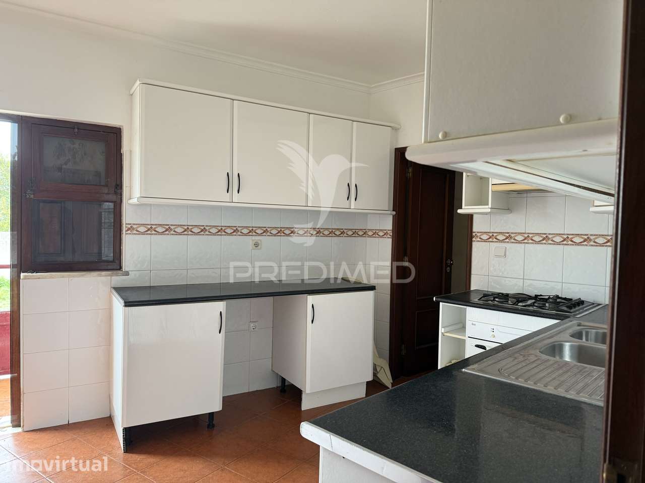 Apartamento T2 no centro de Almograve – Para Venda - Grande imagem: 3/24