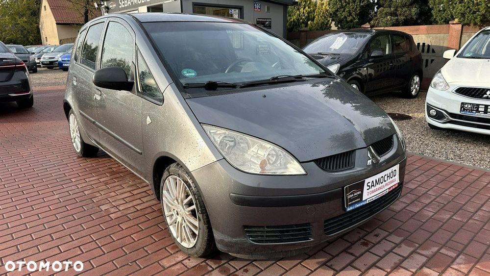 Mitsubishi Colt - 3