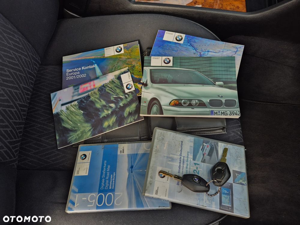 BMW Seria 5 525i - 14
