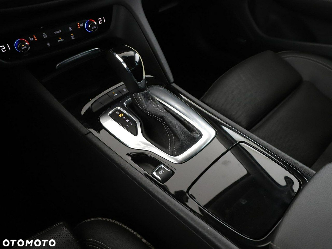 Opel Insignia - 31