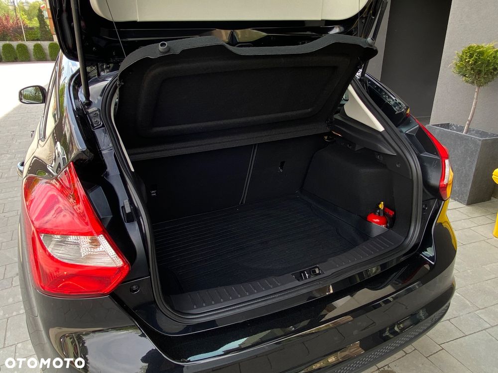 Ford Focus 1.6 Gold X (Trend) - 33
