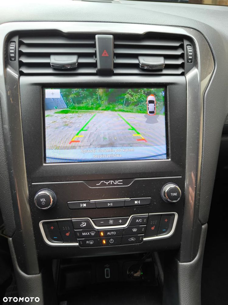 Ford Mondeo 2.0 EcoBlue Titanium - 34