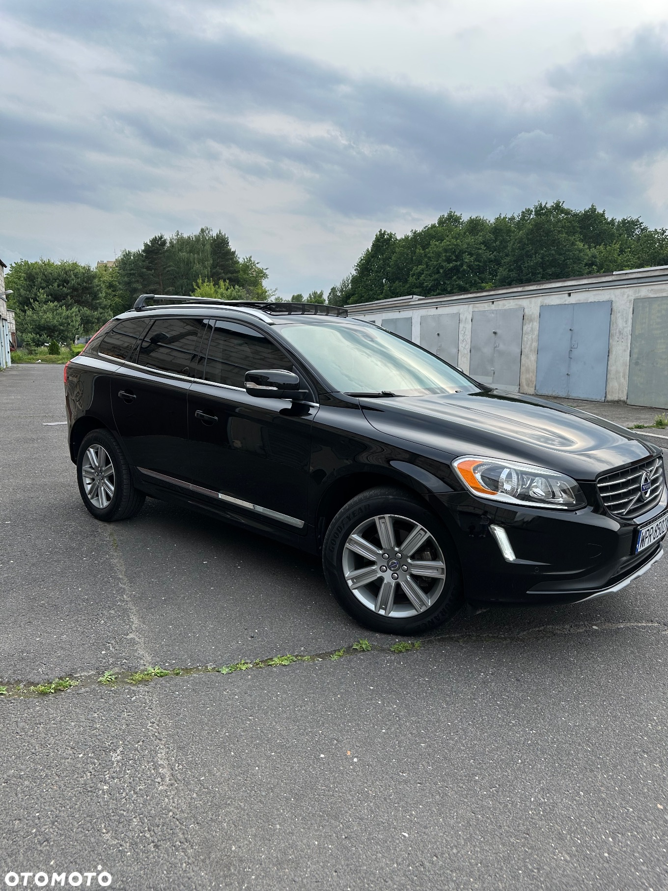 Volvo XC 60 T6 AWD Drive-E Momentum - 5