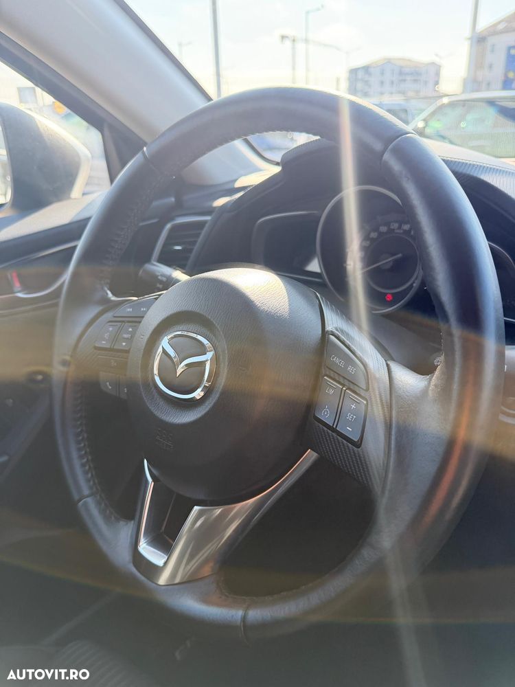 Mazda 3 SKYACTIV-D 150 Automatik Sports-Line - 8