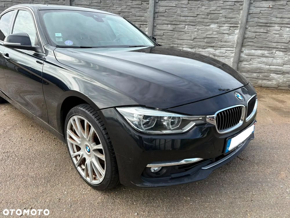BMW Seria 3 330e iPerformance Sport Line - 22
