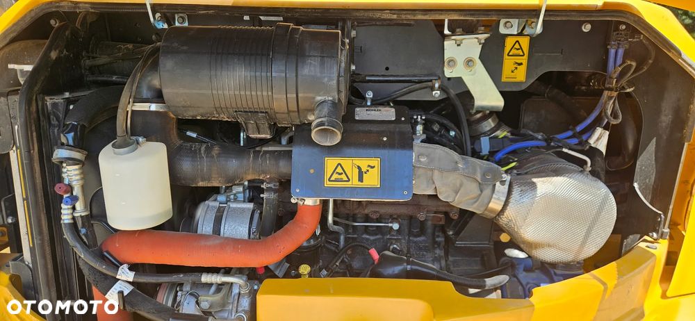 JCB 85Z-2 - 11