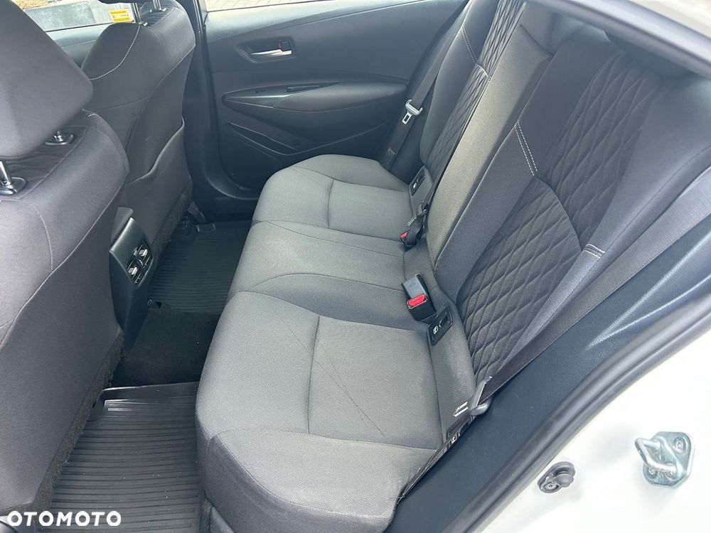 Toyota Corolla 1.5 Comfort - 29