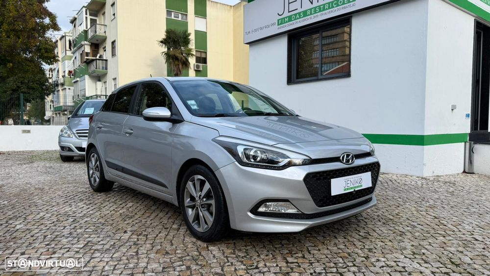 Hyundai i20 1.2 LED+Pack Navegação - 1