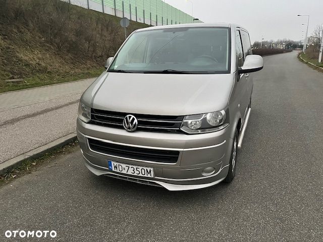 Volkswagen Caravelle - 1