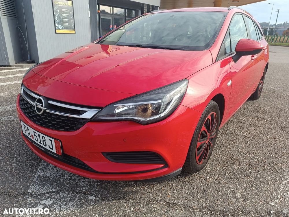 Opel Astra Sports Tourer 1.6 CDTI ECOTEC Start/Stop Essentia - 2