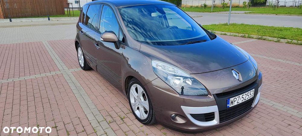 Renault Scenic - 1