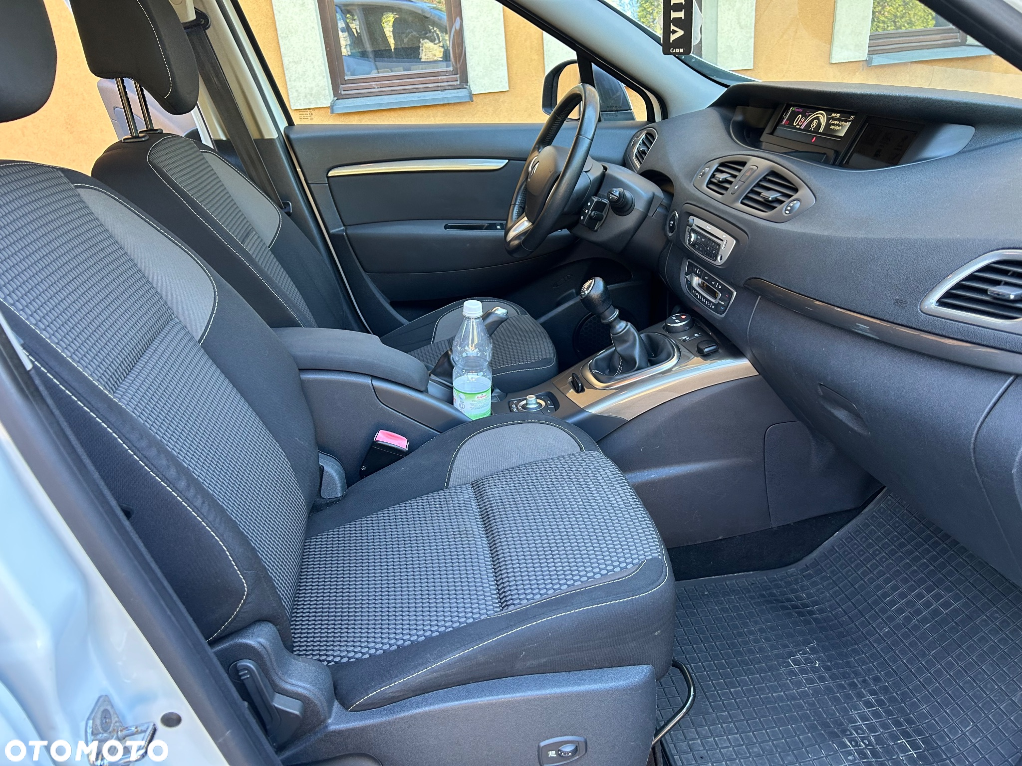 Renault Scenic ENERGY TCe 115 S&S Xmod Paris - 5