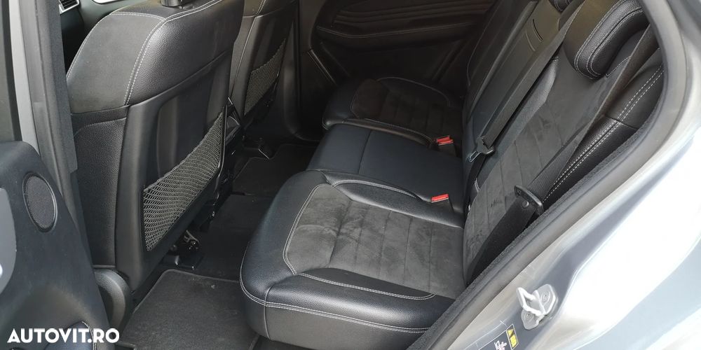 Mercedes-Benz ML 250 BlueTec 4MATIC Aut - 12