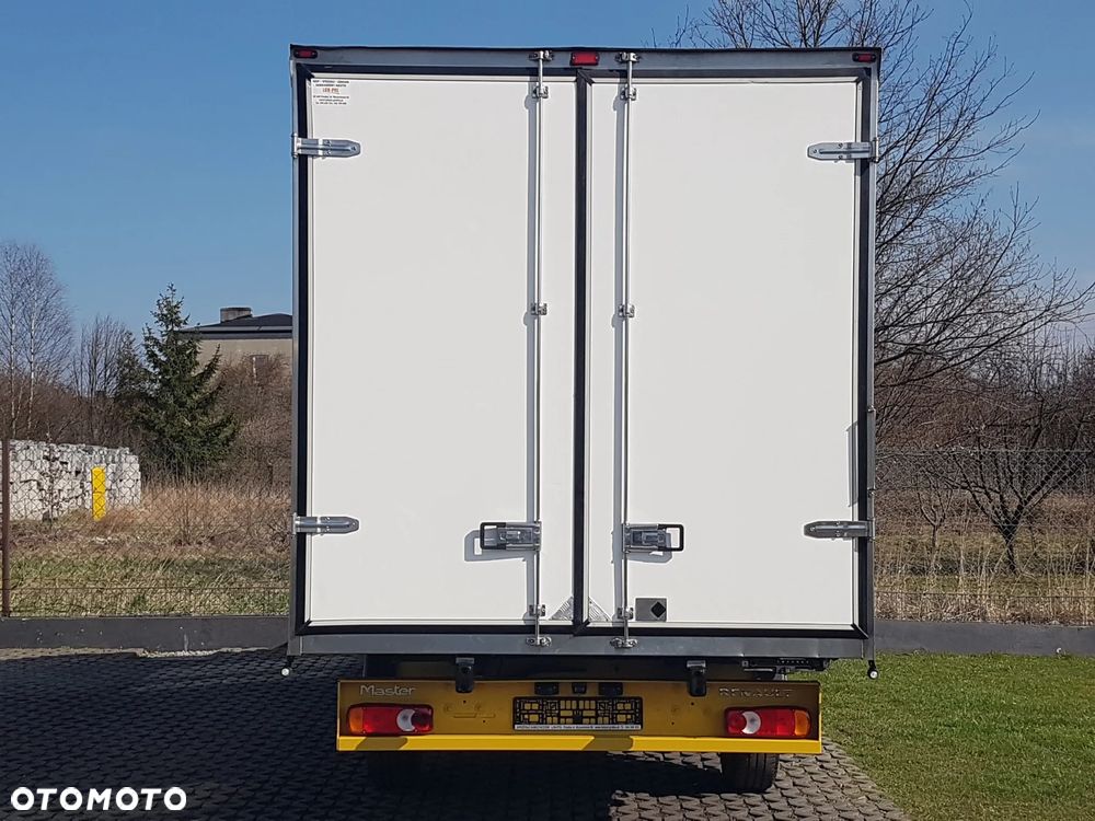 Renault MASTER KONTENER 8EP 4,21x2,23x2,22 KLIMA KRAJOWY MANUAL  6-BIEGÓW - 16