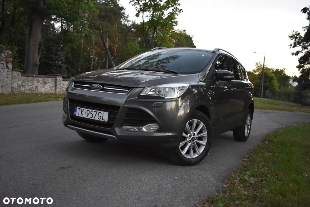 Ford Kuga 1.5 EcoBoost 2x4 Titanium - 14
