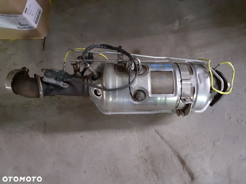 12044 Katalizator wydech 5801559179 Iveco Daily 19-22 3.0 d stan idealny - 1