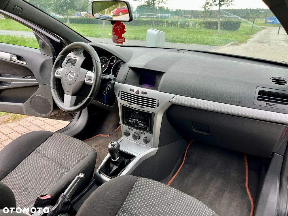 Opel Astra - 14
