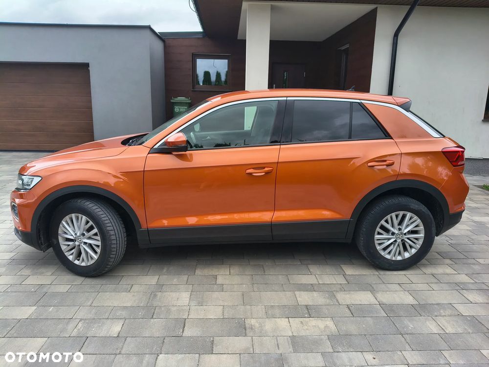 Volkswagen T-Roc - 2