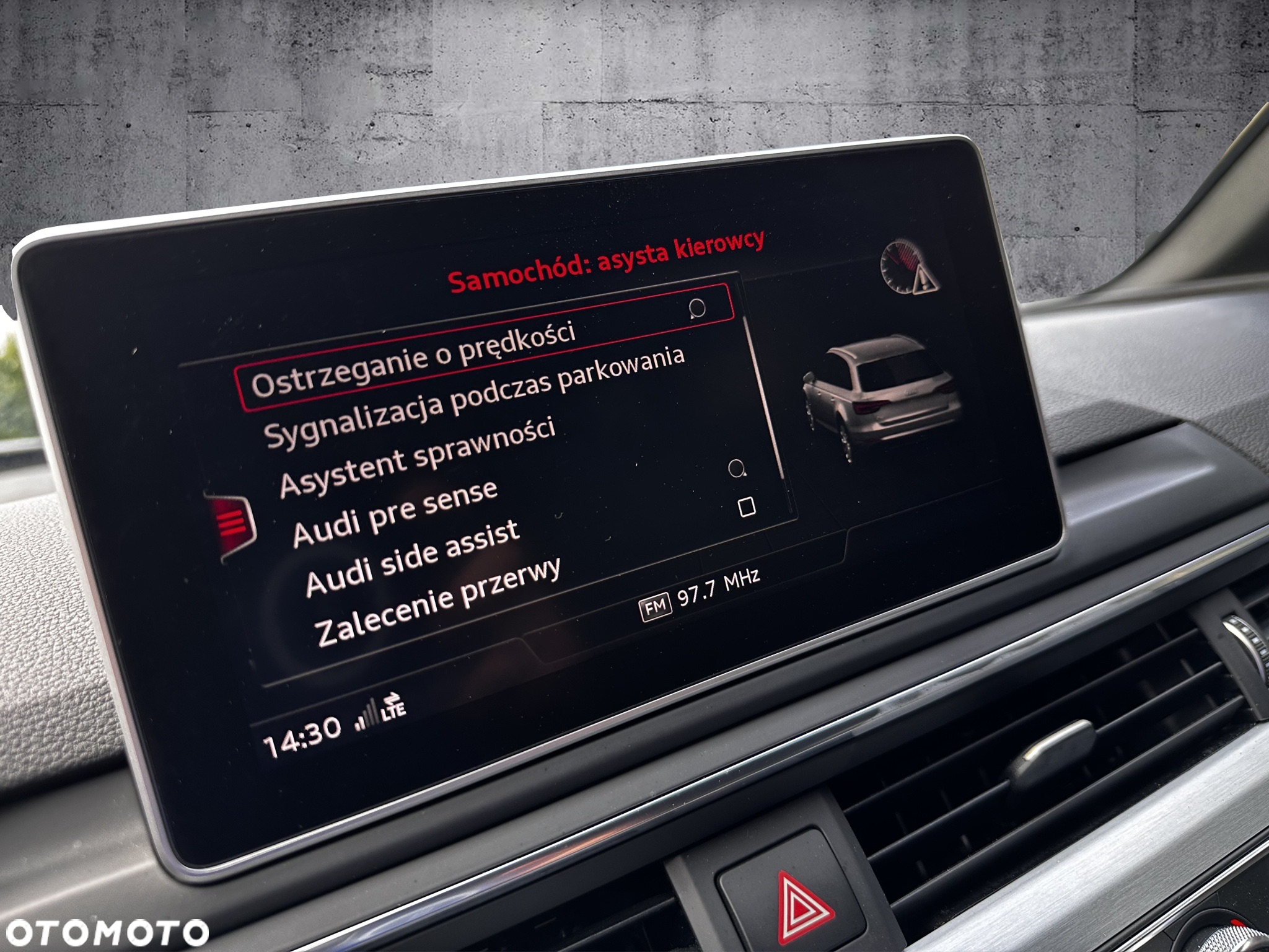 Audi A4 - 25