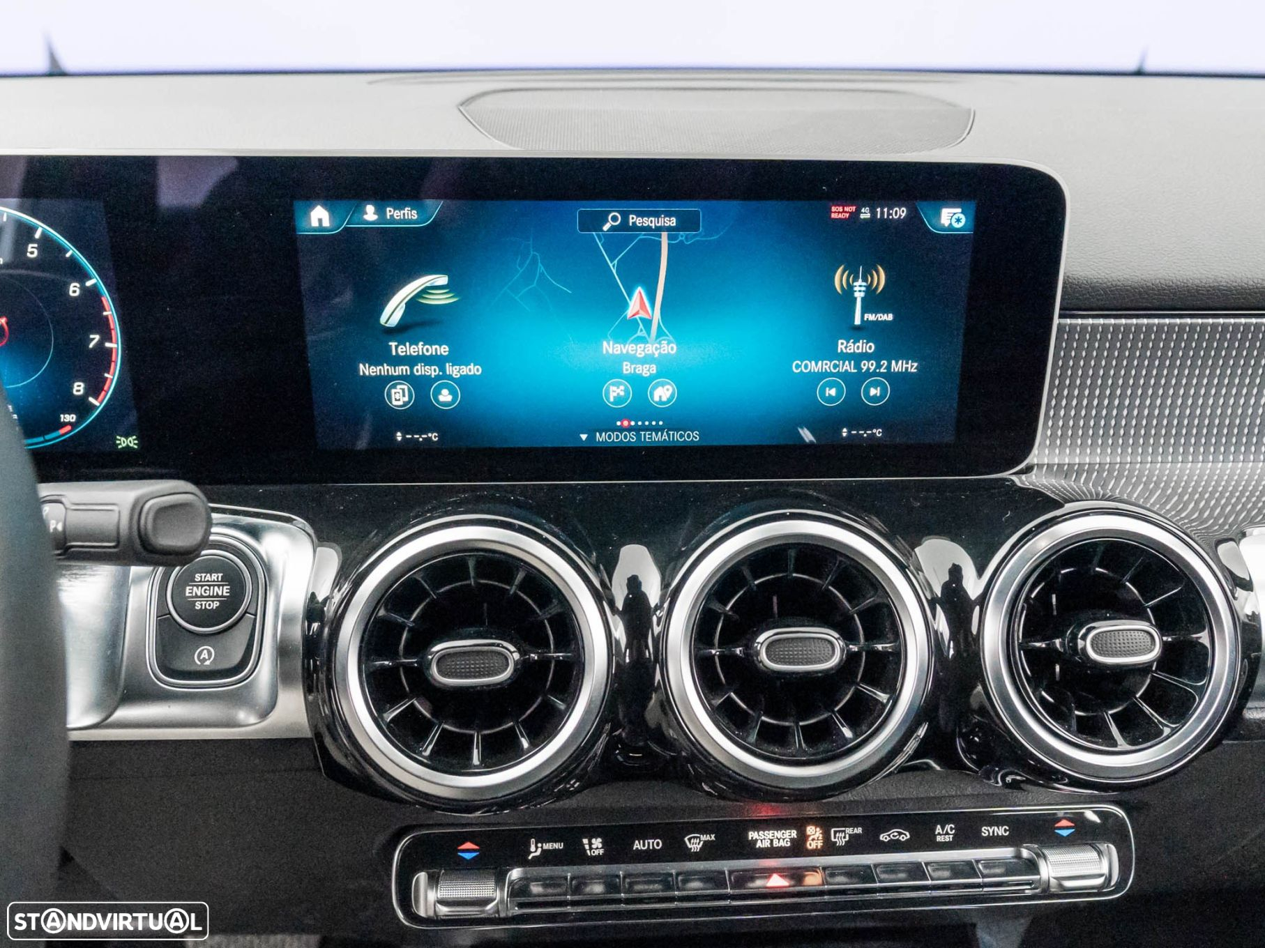 Mercedes-Benz GLB 200 Progressive - 30