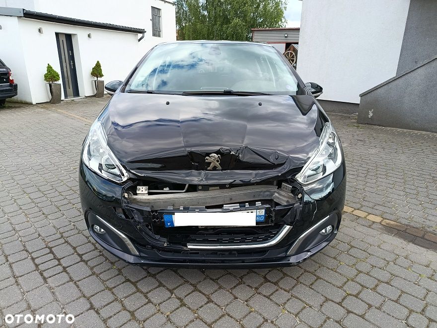 Peugeot 208 - 3