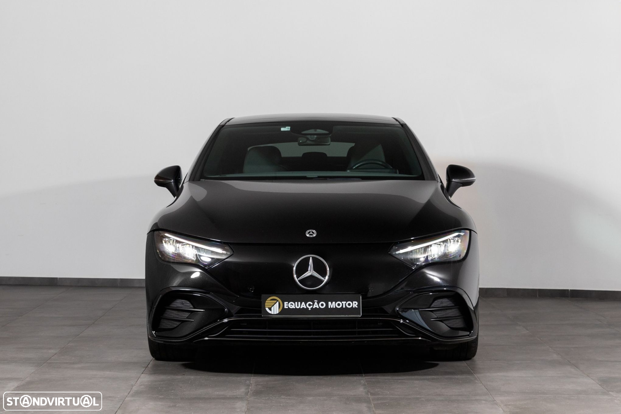 Mercedes-Benz EQE 350 - 4