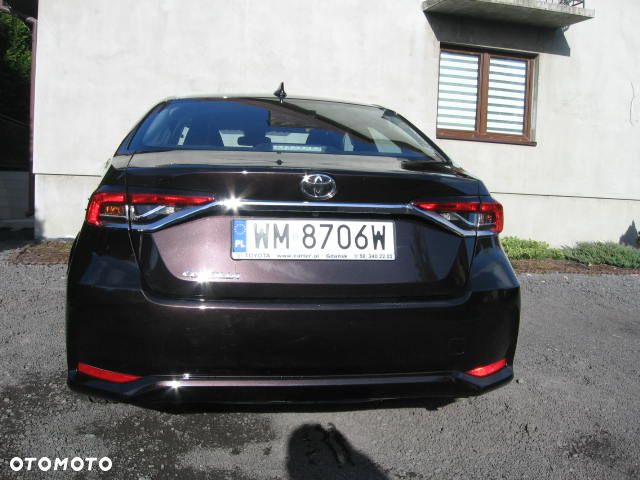 Toyota Corolla 1.6 Premium - 9