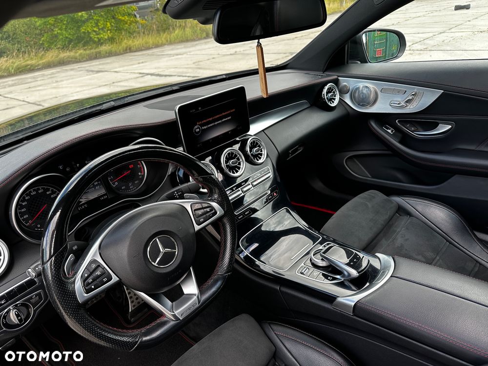 Mercedes-Benz Klasa C AMG 43 4-Matic - 15