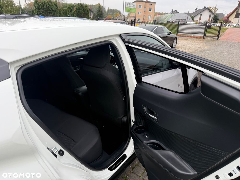 Toyota C-HR 1.2 T Premium - 16