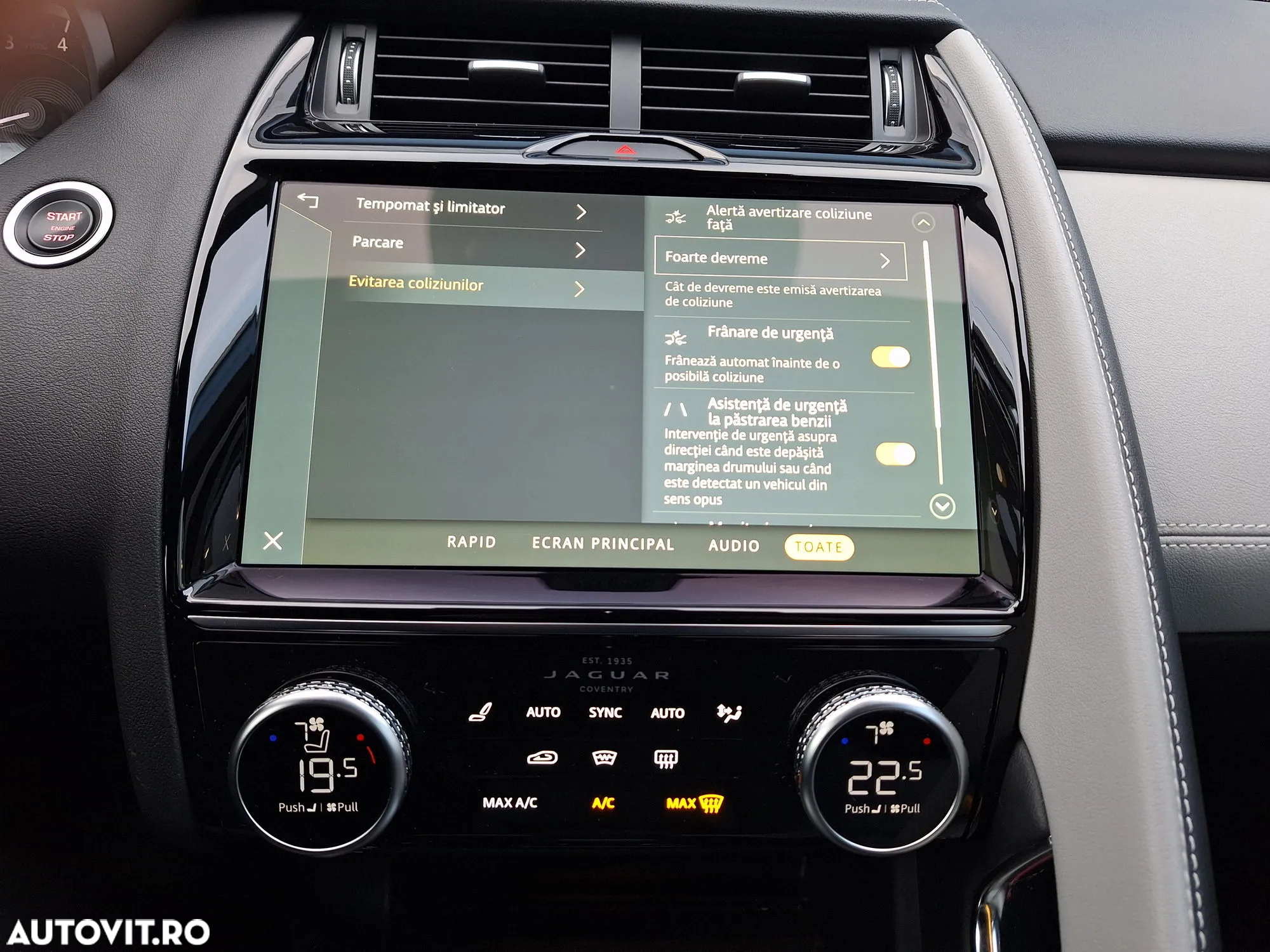 Jaguar E-Pace P200 AWD R-Dynamic - 26