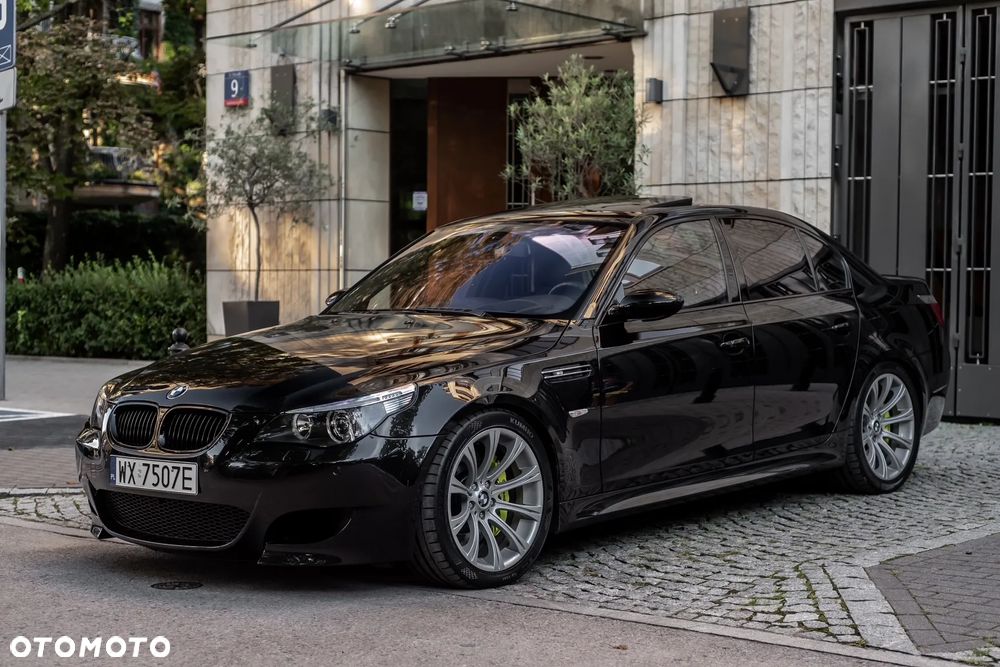 BMW M5 Standard - 1