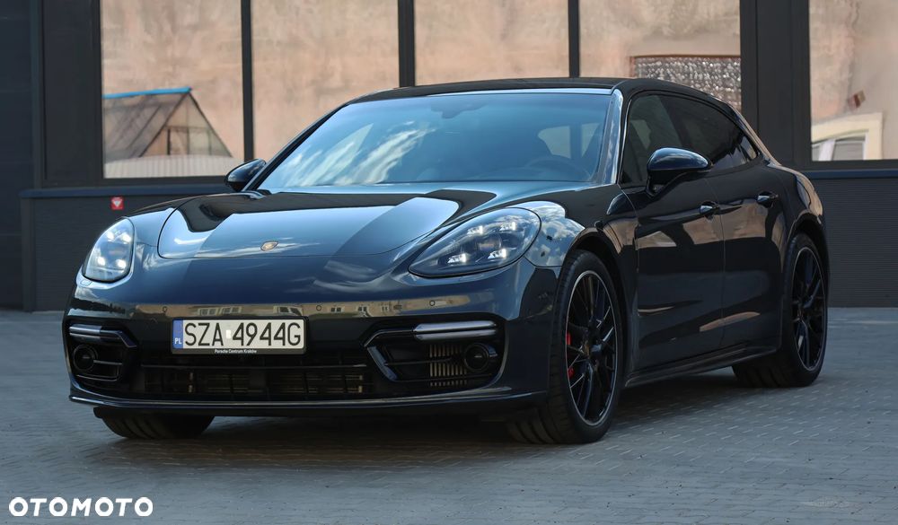 Porsche Panamera GTS - 35