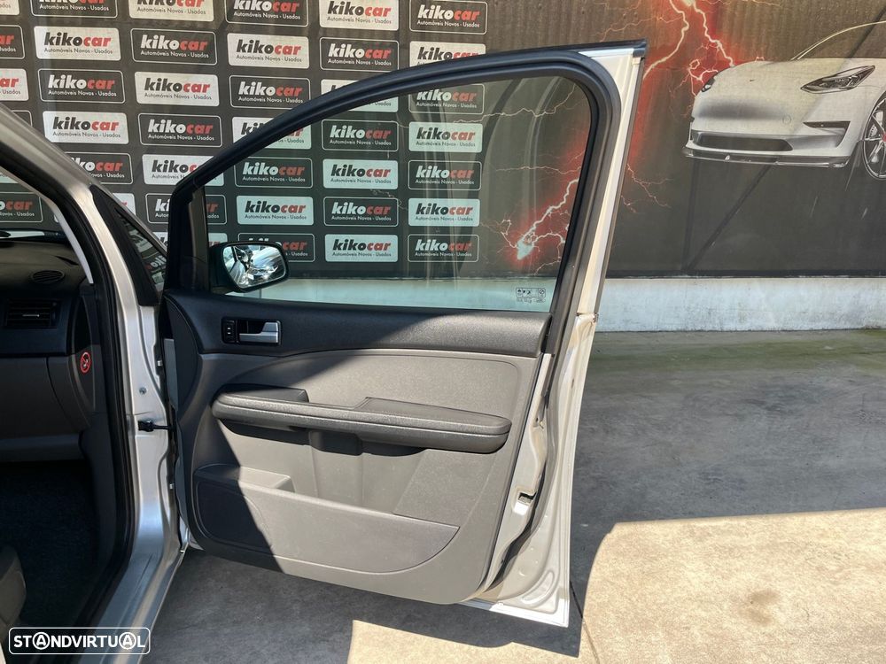 Ford Focus C-Max 1.6 TDCi Ambiente - 34