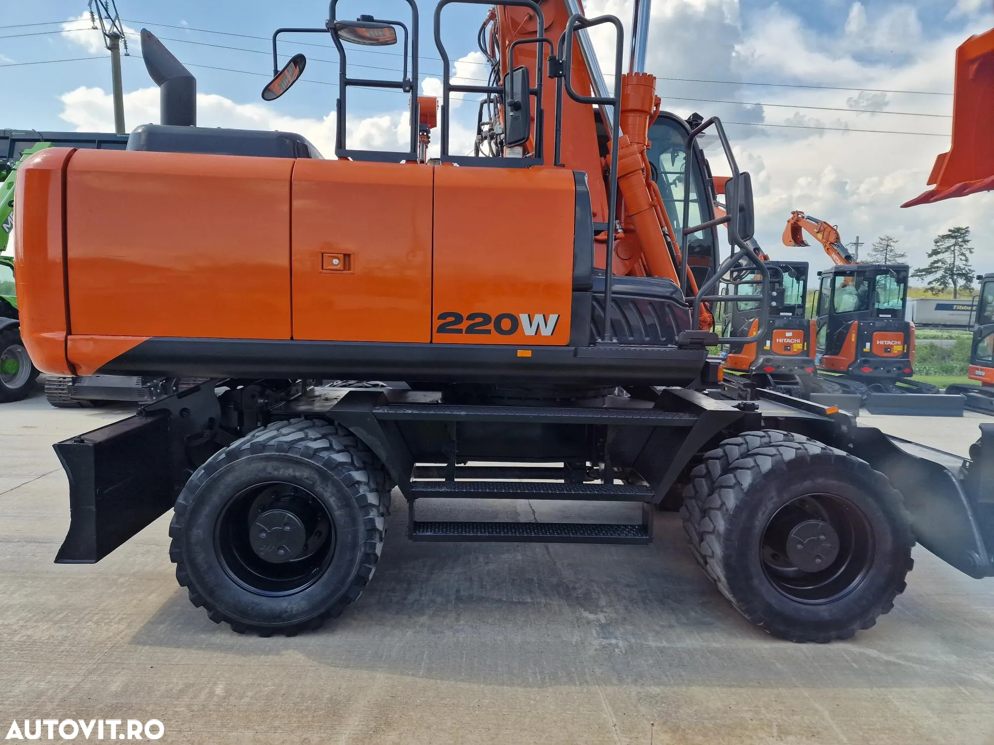 Hitachi ZX220W-6, 22tone, 2019, 4.844h, Cupa NOUA 1,3mc, LAMA si CALE, 3 BRATE excavare, Inst picon, a doua inst hidr, Gresare automata, posibilitate leassing 4 ani, CA NOU, PROMOTIE 109.900 EUR+Tva - 22