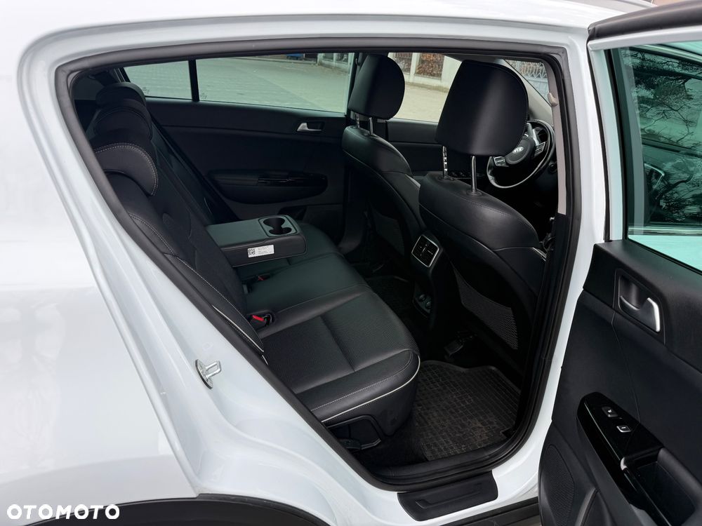 Kia Sportage 1.6 GDI 2WD DREAM-TEAM EDITION - 12