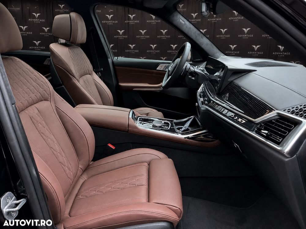 BMW X7 - 7